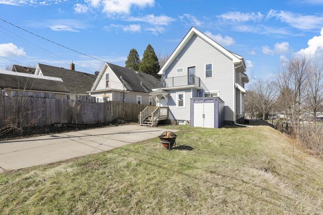 1320 Edgerton Street, Saint Paul, MN 55130