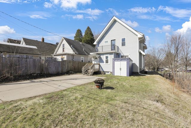 1320 Edgerton Street, Saint Paul, MN 55130