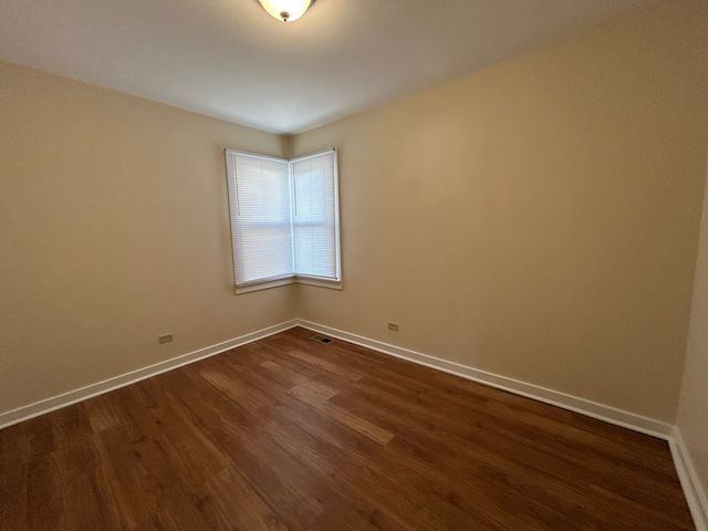 378 COUNCIL Trail, Lake In The Hills, IL 60156