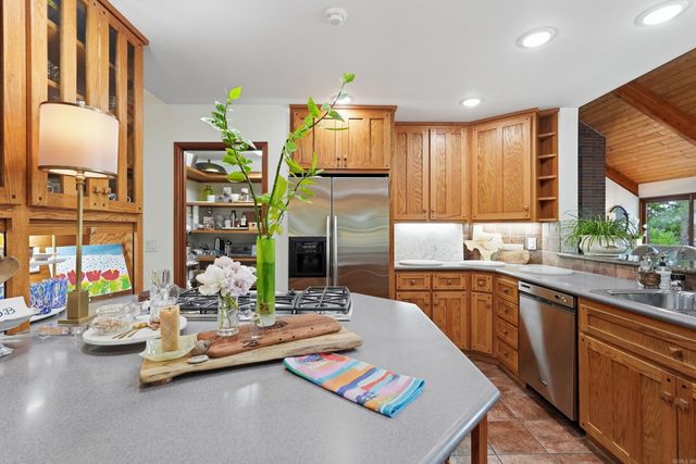 750 Valhalla, Greers Ferry, AR 72044