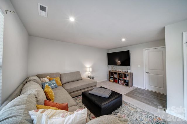 2528 Grantham Place Drive, Fort Mill, SC 29715