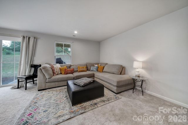 2528 Grantham Place Drive, Fort Mill, SC 29715