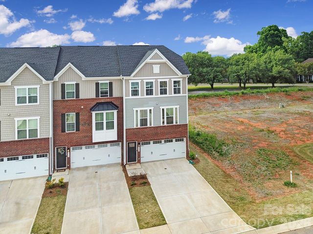2528 Grantham Place Drive, Fort Mill, SC 29715