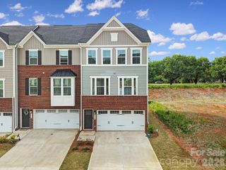 2528 Grantham Place Drive, Fort Mill, SC 29715