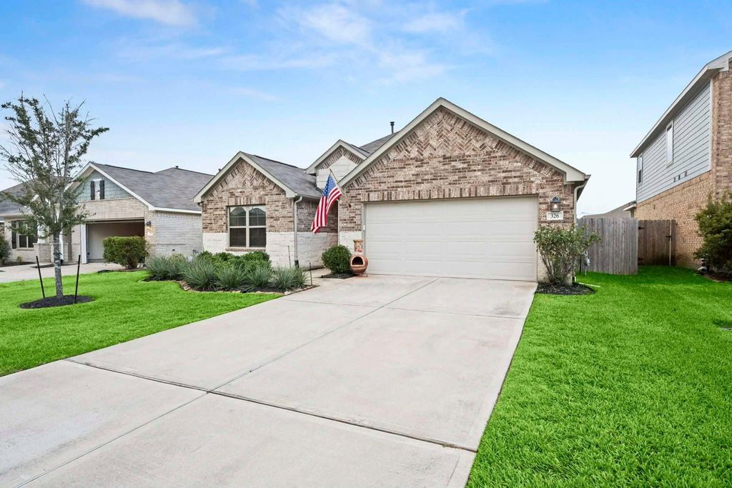 326 Jewett Meadow Drive, Magnolia, TX 77354