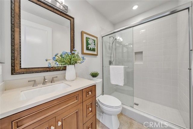 80 Rossmore, Irvine, CA 92620