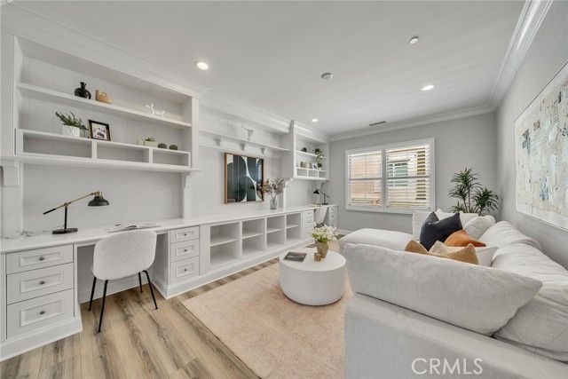 80 Rossmore, Irvine, CA 92620