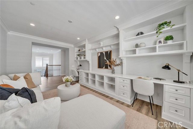 80 Rossmore, Irvine, CA 92620