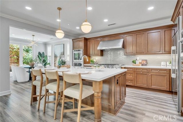 80 Rossmore, Irvine, CA 92620