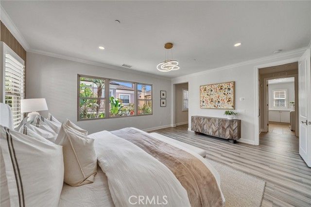 80 Rossmore, Irvine, CA 92620