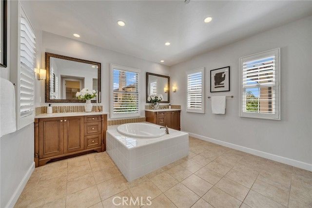 80 Rossmore, Irvine, CA 92620