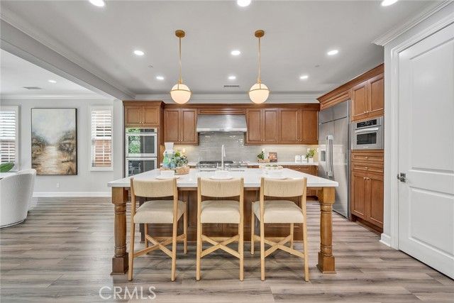 80 Rossmore, Irvine, CA 92620