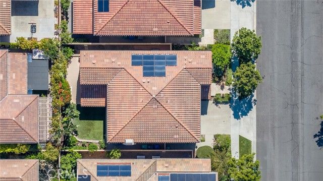 80 Rossmore, Irvine, CA 92620