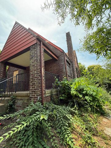 33 Cleveland AVE, Martinsville, VA 24112
