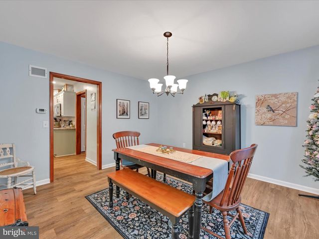 1286 ASH LN, Lebanon, PA 17042