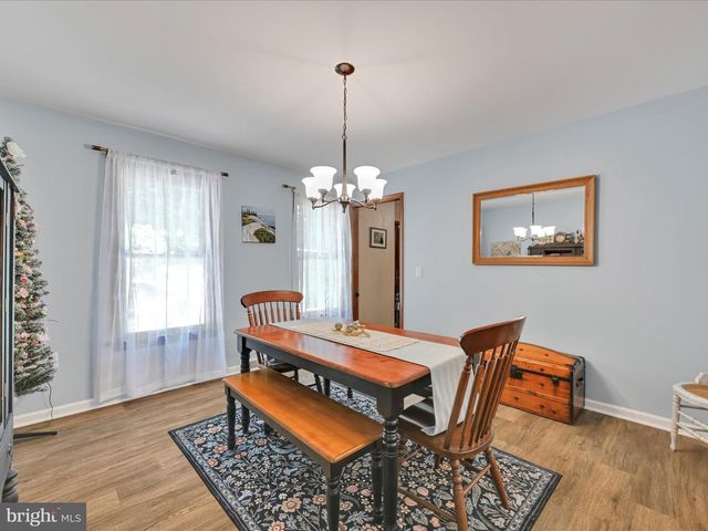 1286 ASH LN, Lebanon, PA 17042