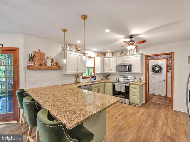 1286 ASH LN, Lebanon, PA 17042