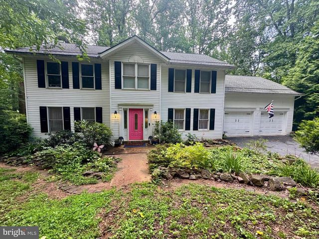 1286 ASH LN, Lebanon, PA 17042