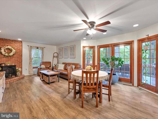 1286 ASH LN, Lebanon, PA 17042