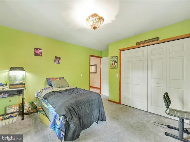 1286 ASH LN, Lebanon, PA 17042