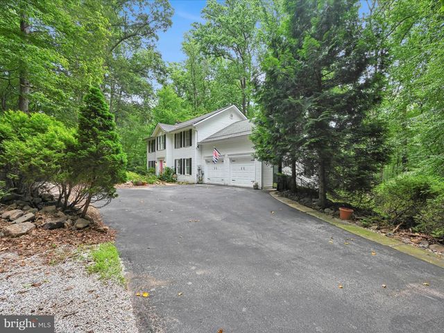 1286 ASH LN, Lebanon, PA 17042