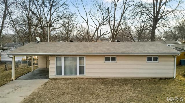 4410 Saint William Court, St Louis, MO 63134