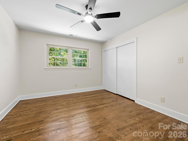 340 School Road, Asheville, NC 28806