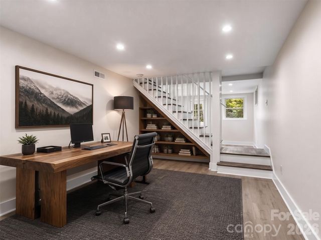 340 School Road, Asheville, NC 28806