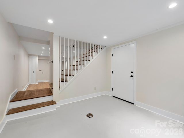 340 School Road, Asheville, NC 28806