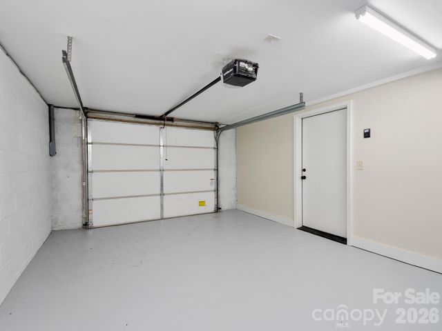 340 School Road, Asheville, NC 28806