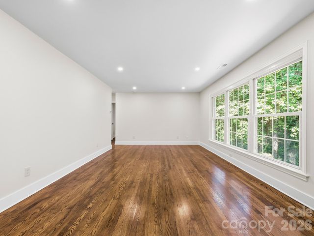 340 School Road, Asheville, NC 28806