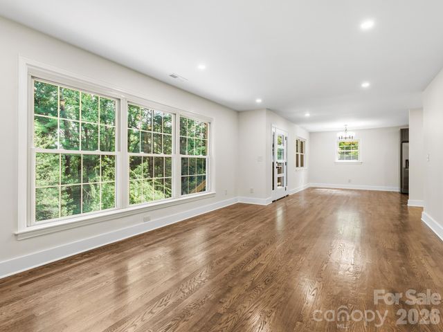 340 School Road, Asheville, NC 28806