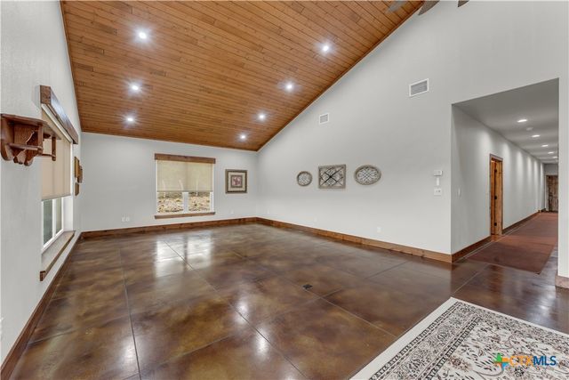 5020 County Road 252, Bertram, TX 78605