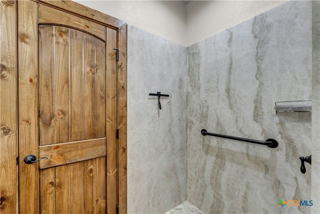 5020 County Road 252, Bertram, TX 78605