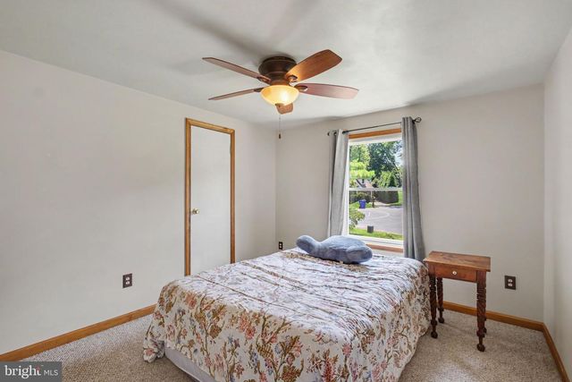 1491 ROCK CIRCLE DR, Columbia, PA 17512