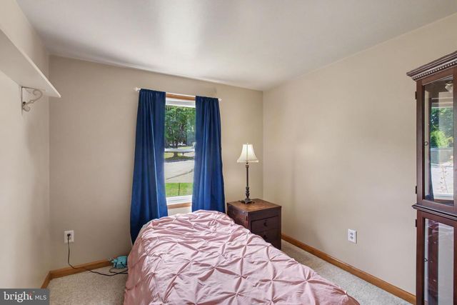 1491 ROCK CIRCLE DR, Columbia, PA 17512