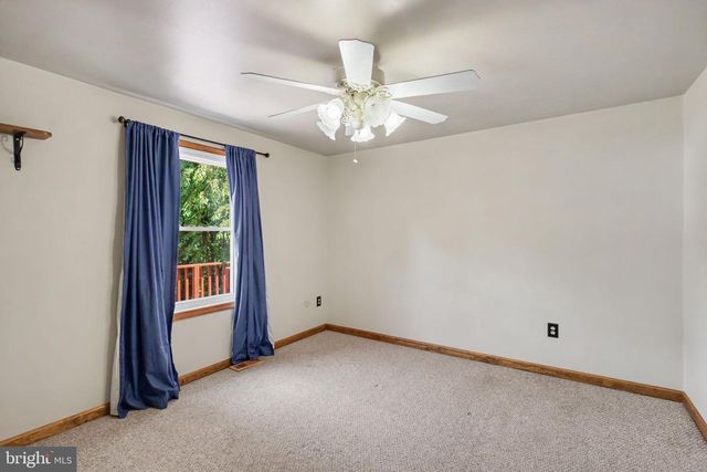 1491 ROCK CIRCLE DR, Columbia, PA 17512