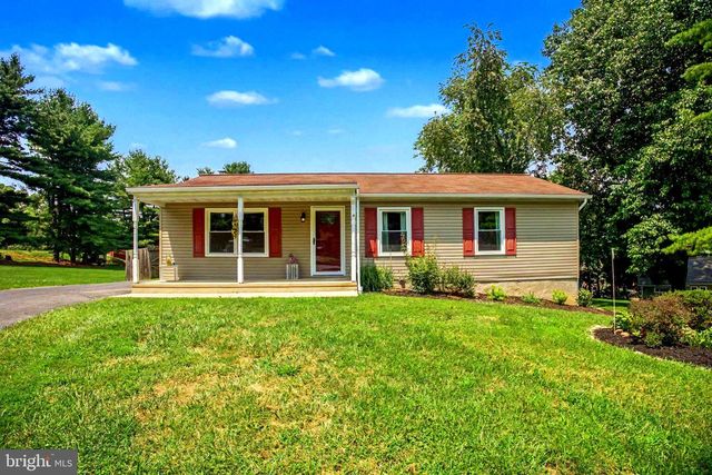 1491 ROCK CIRCLE DR, Columbia, PA 17512