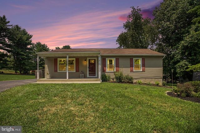 1491 ROCK CIRCLE DR, Columbia, PA 17512