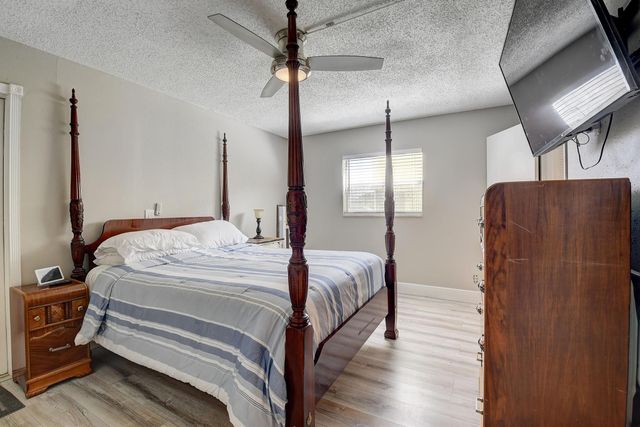 151 Saxony D 151, Delray Beach, FL 33446