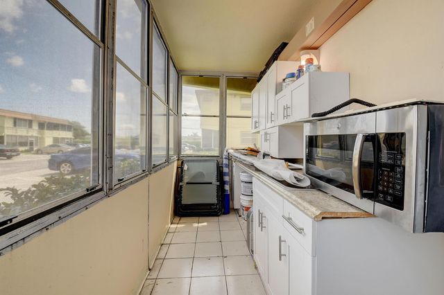 151 Saxony D 151, Delray Beach, FL 33446