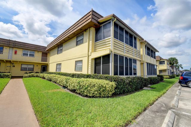 151 Saxony D 151, Delray Beach, FL 33446