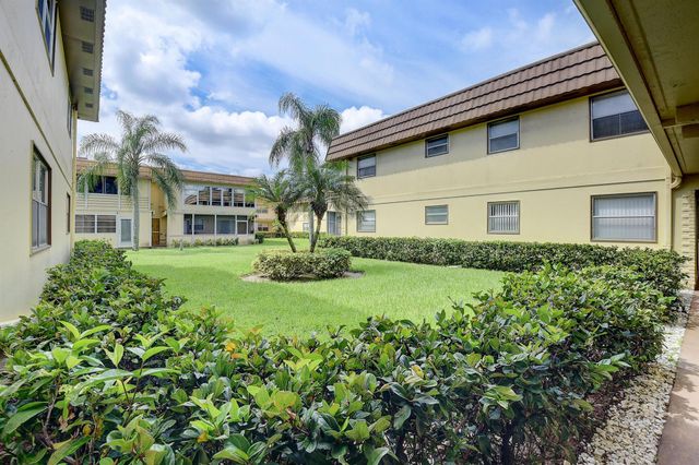 151 Saxony D 151, Delray Beach, FL 33446