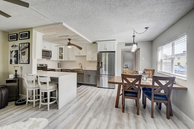 151 Saxony D 151, Delray Beach, FL 33446