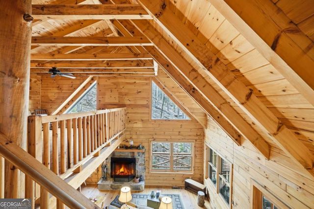 947 Skyview Drive, Ellijay, GA 30536