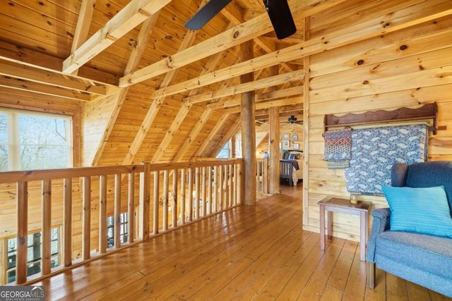 947 Skyview Drive, Ellijay, GA 30536