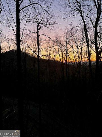 947 Skyview Drive, Ellijay, GA 30536