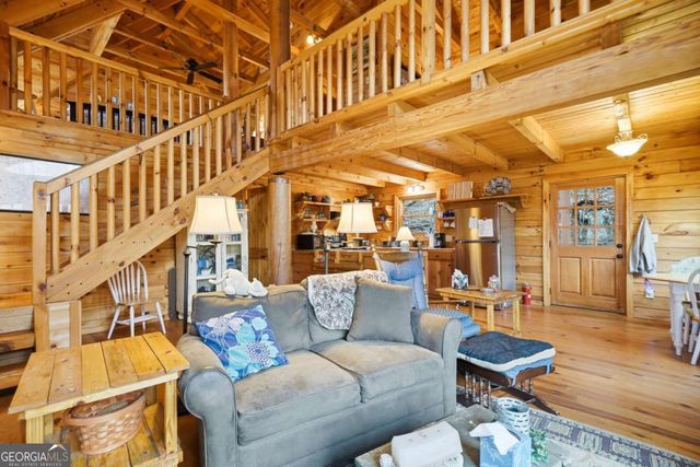 947 Skyview Drive, Ellijay, GA 30536