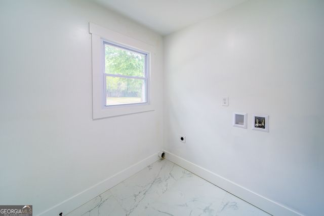 4307 Cedar Wood Drive SW, Lilburn, GA 30047