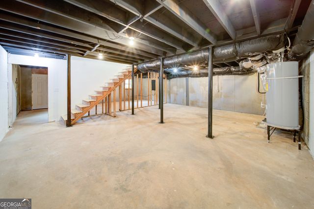 4307 Cedar Wood Drive SW, Lilburn, GA 30047